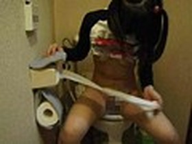 平○生まれの子○も達を丸裸！林間学校施設教務員が隠し撮りしていた5年分の少女盗撮映像！4時間　サンプル画像08